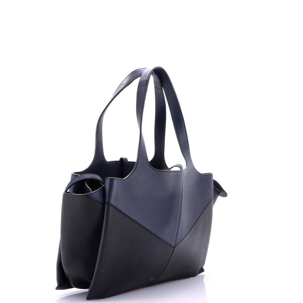 Celine Tri-Fold Shoulder Bag Smooth #257170C10B - Picture 2 of 8